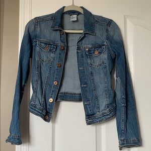 H&M slim fit denim jean jacket size 4